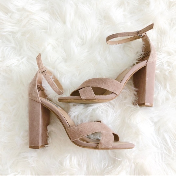 Steve Madden Shoes - Steve Madden nude suede chunky heels strap sandals